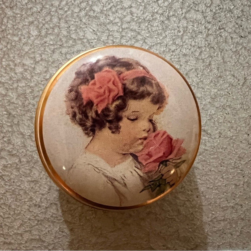 The Chambers Candy Company tin
